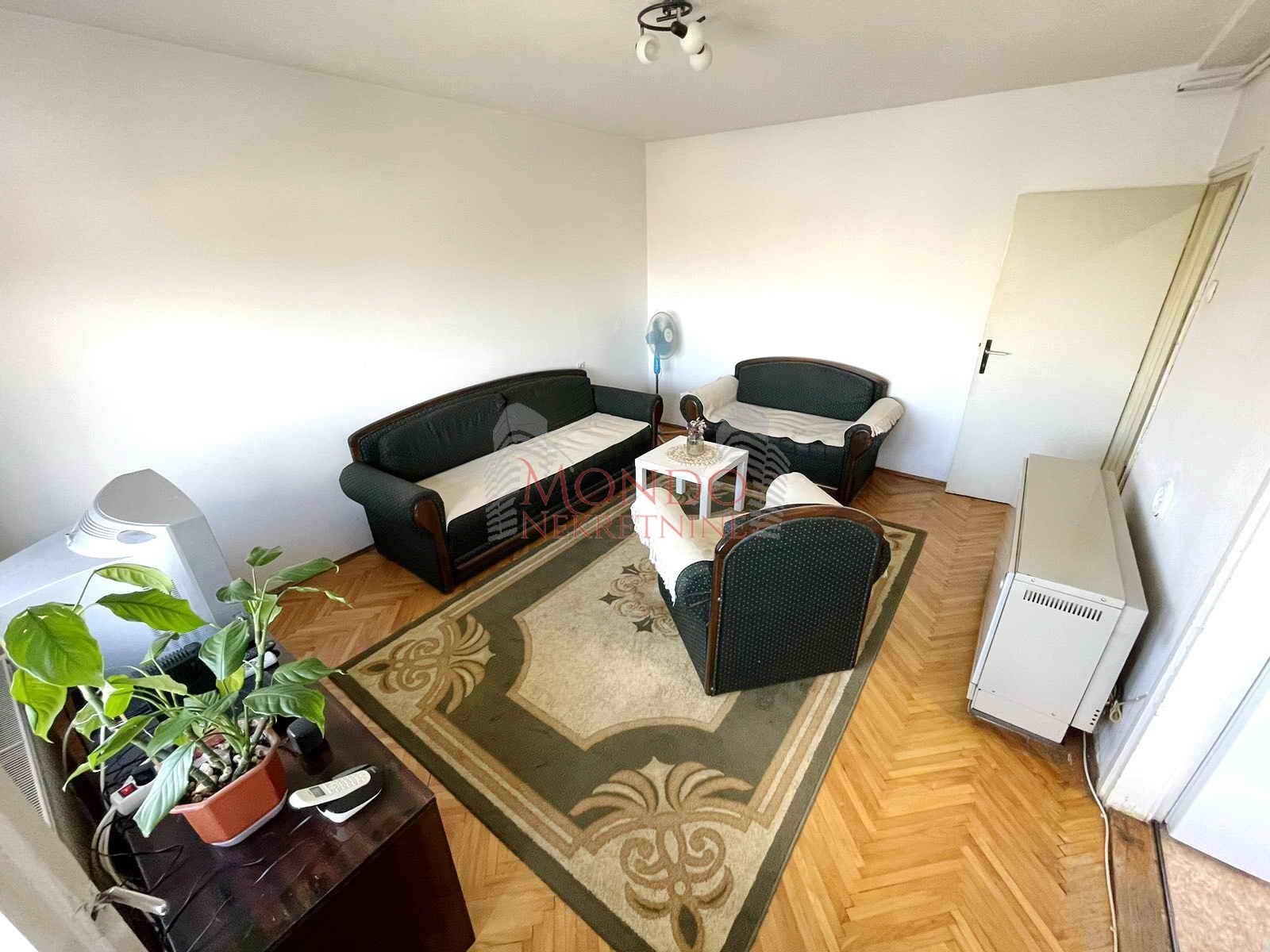 Trosoban stan kod parka svetog save, ta, Niš