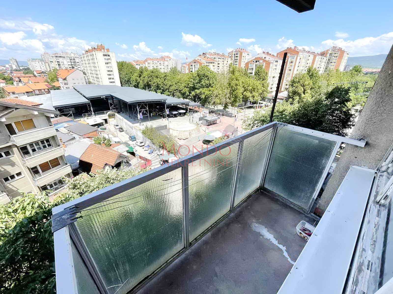 Trosoban stan kod parka svetog save, ta, Niš