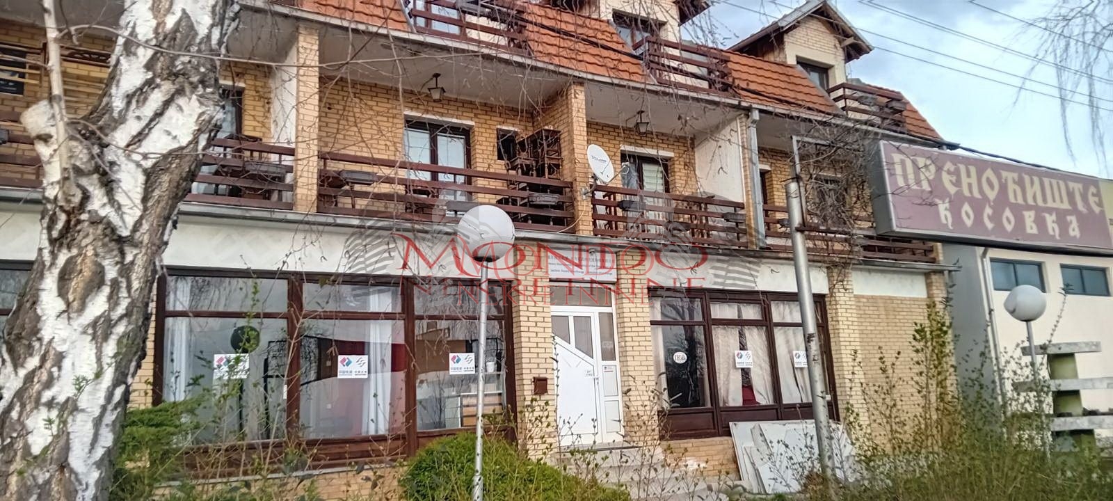 Izdaje se hotel na Camurlijskom putu.