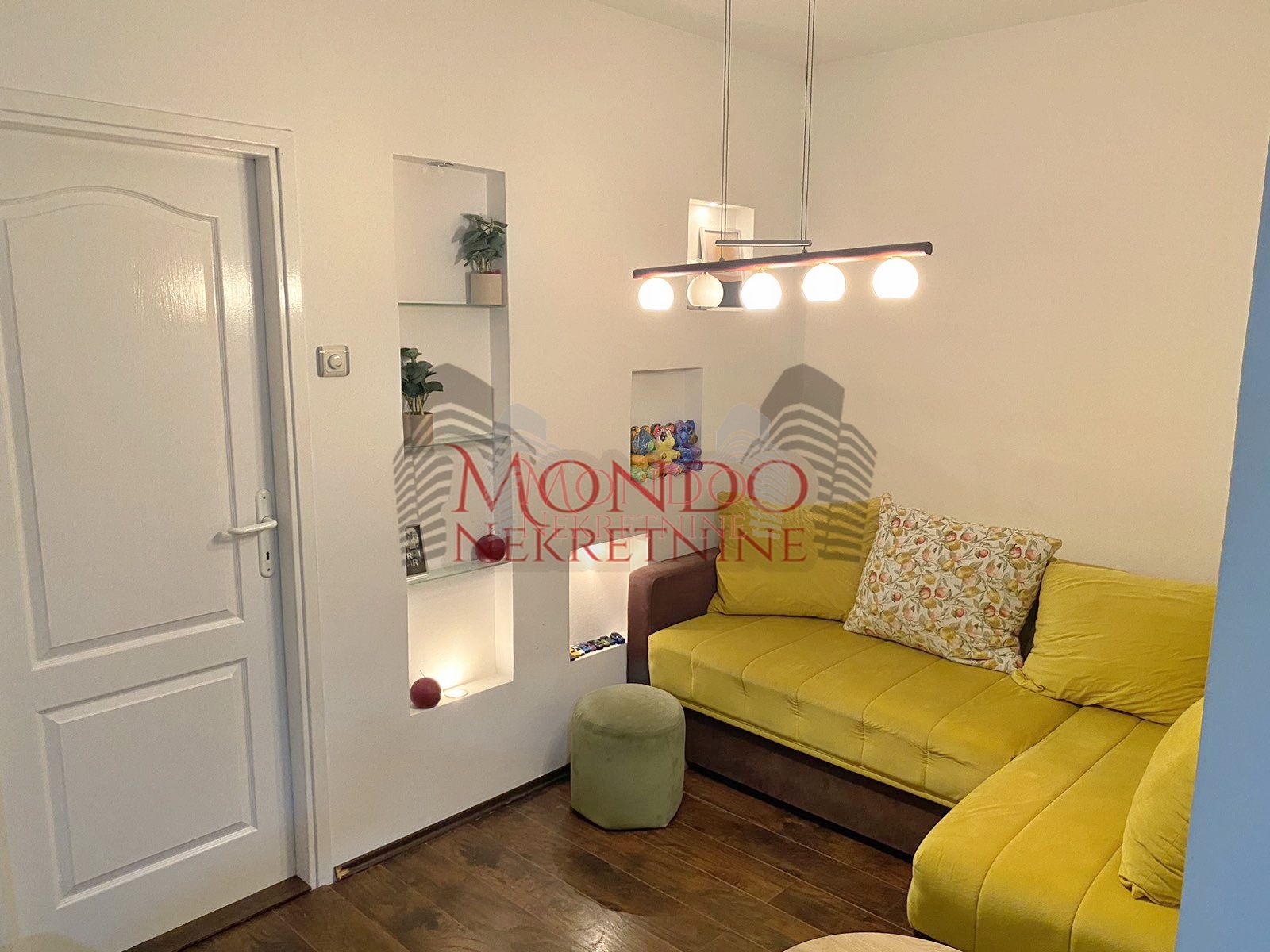 Jednoiposoban stan u Duvaništu