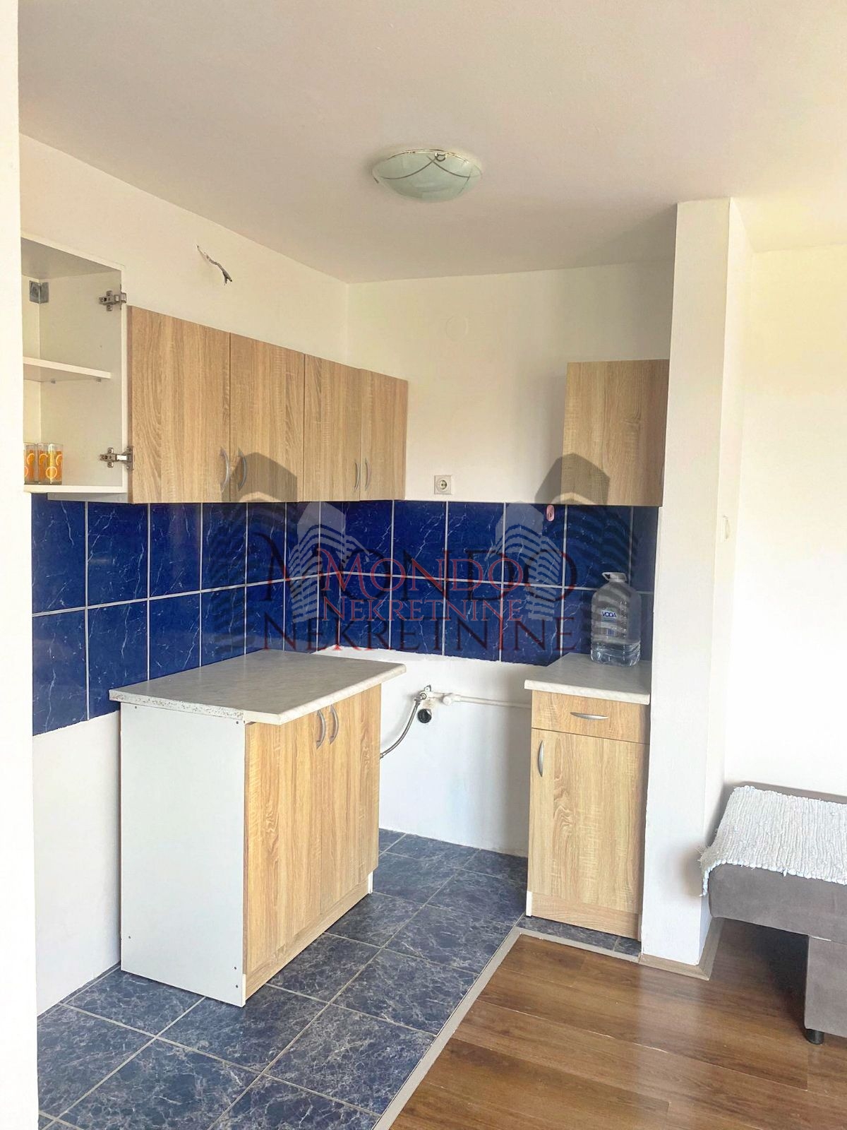 Jednoiposoban stan kod Medicinskog fakulteta