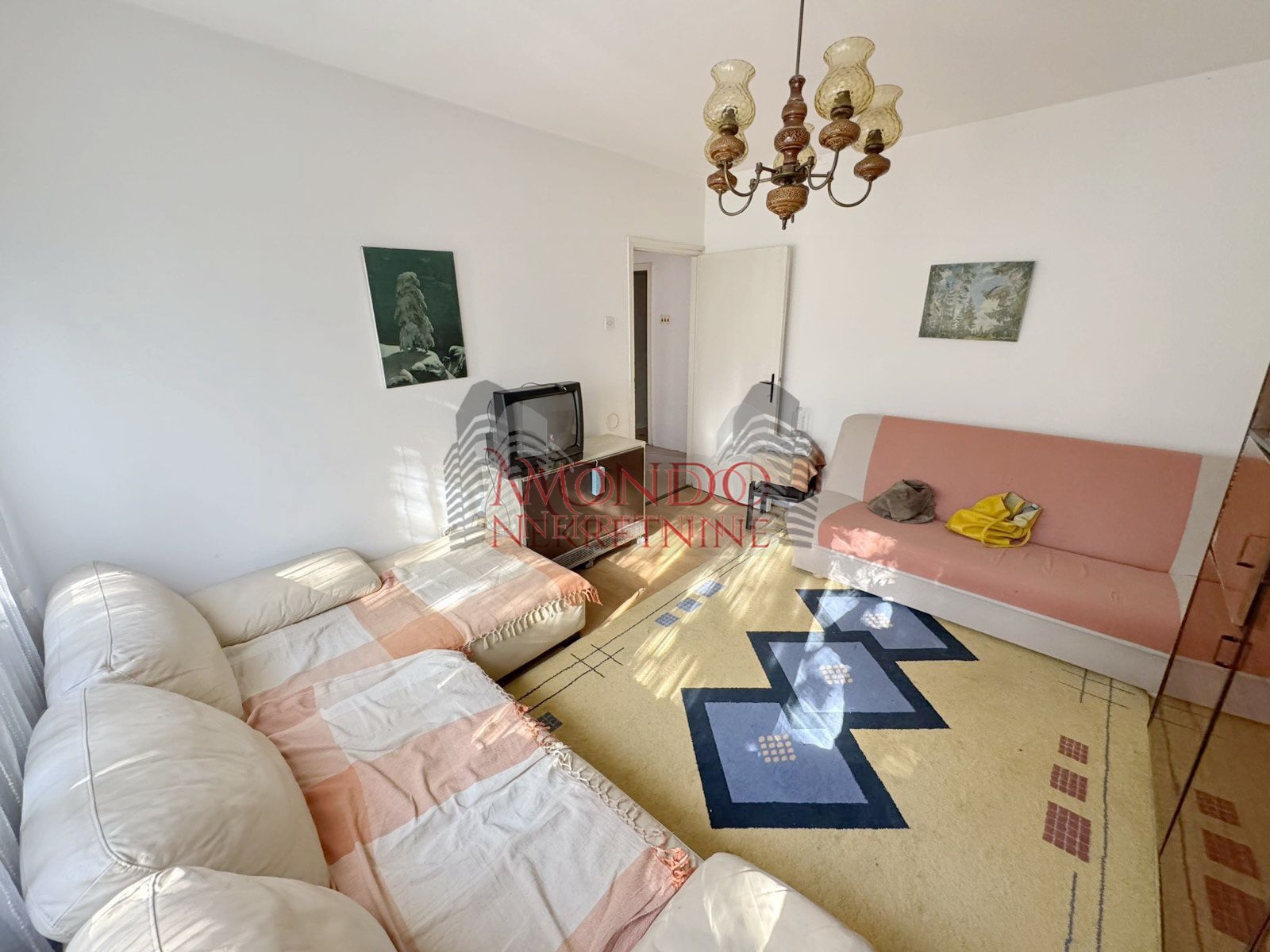 Dvosoban stan na Paliluli kod Starog groblja i Difa