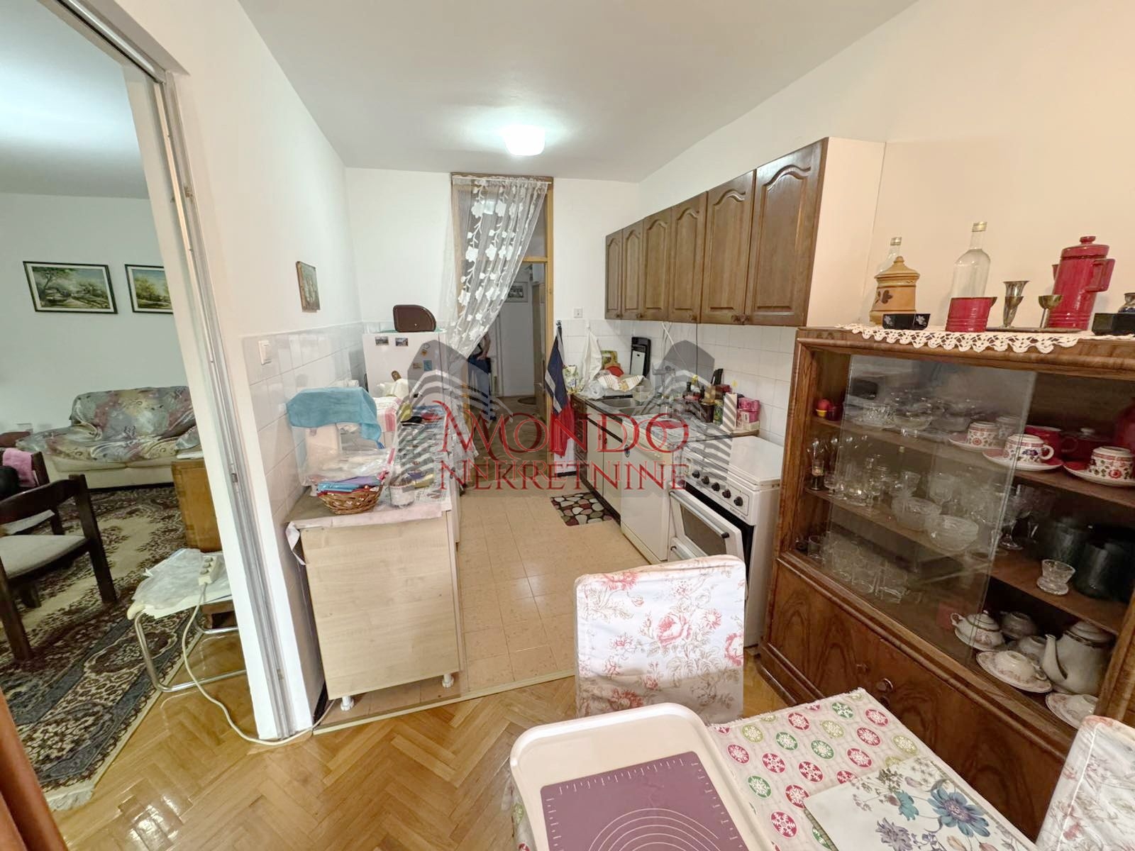 Trosoban stan kod Palilulkse pijace, Episkopska ulica