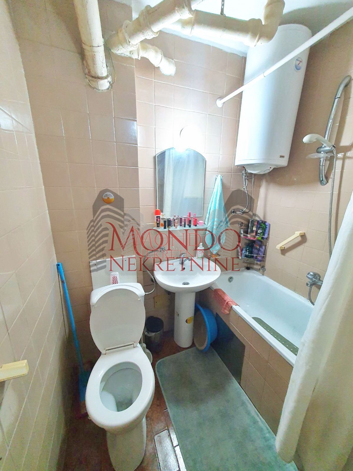 Jednosoban stan na Bulevaru Nemanjića