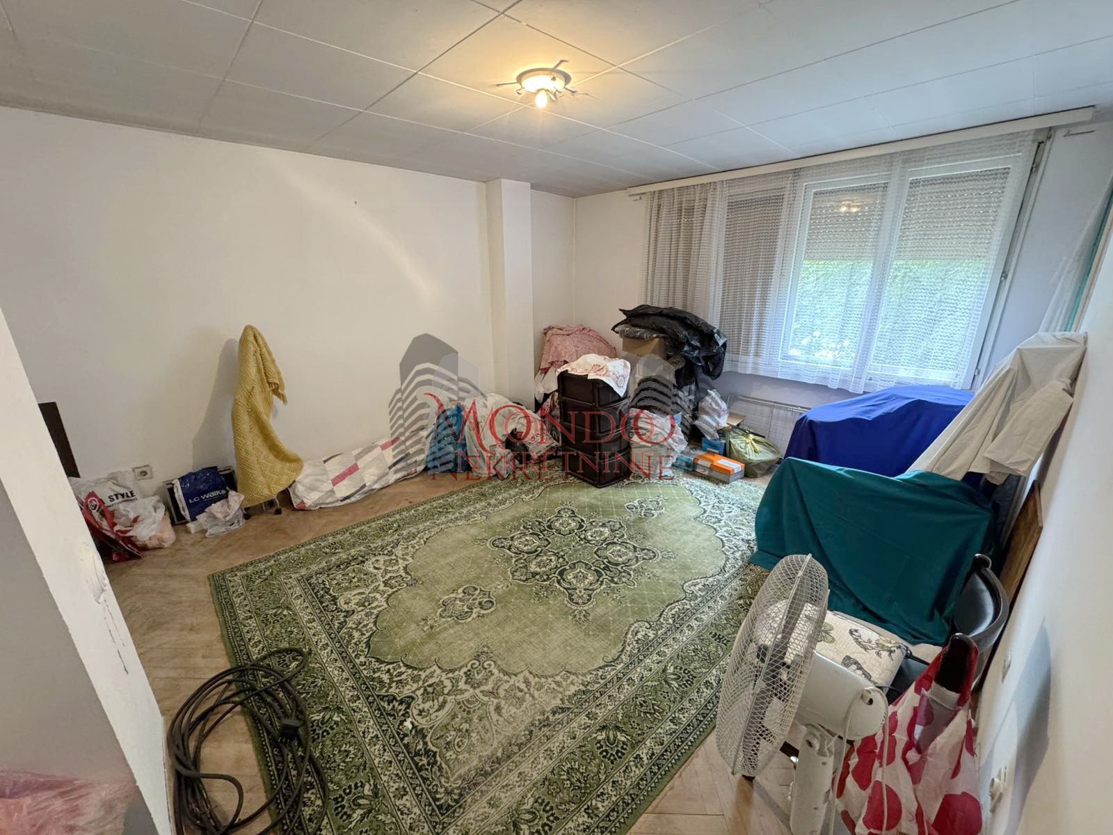 Dvosoban stan u Knjazevackoj ulici preko puta os Mika Antic