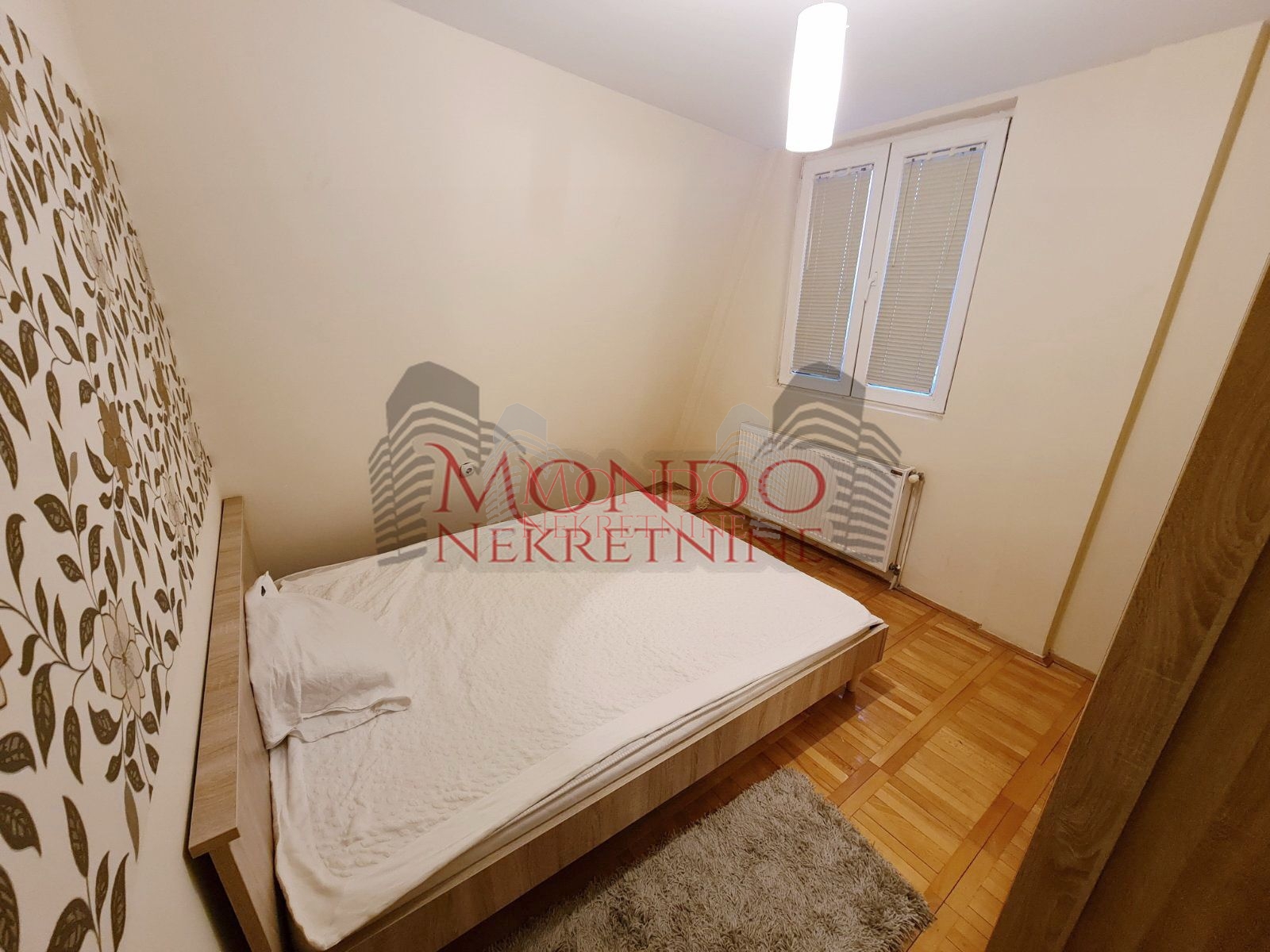 Dvoiposoban stan u novoj zgradi kod Dusanovog bazara, park Cair