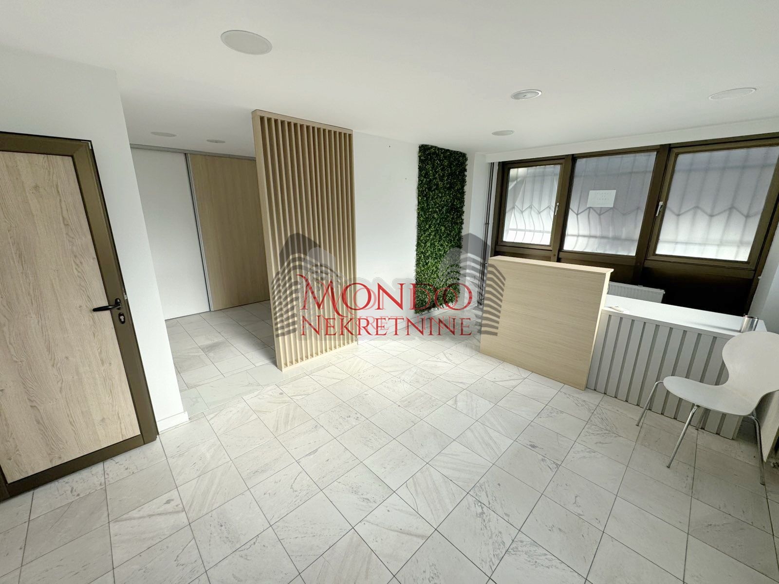 Lokal preko puta Gradske bolnice, ul Zetska