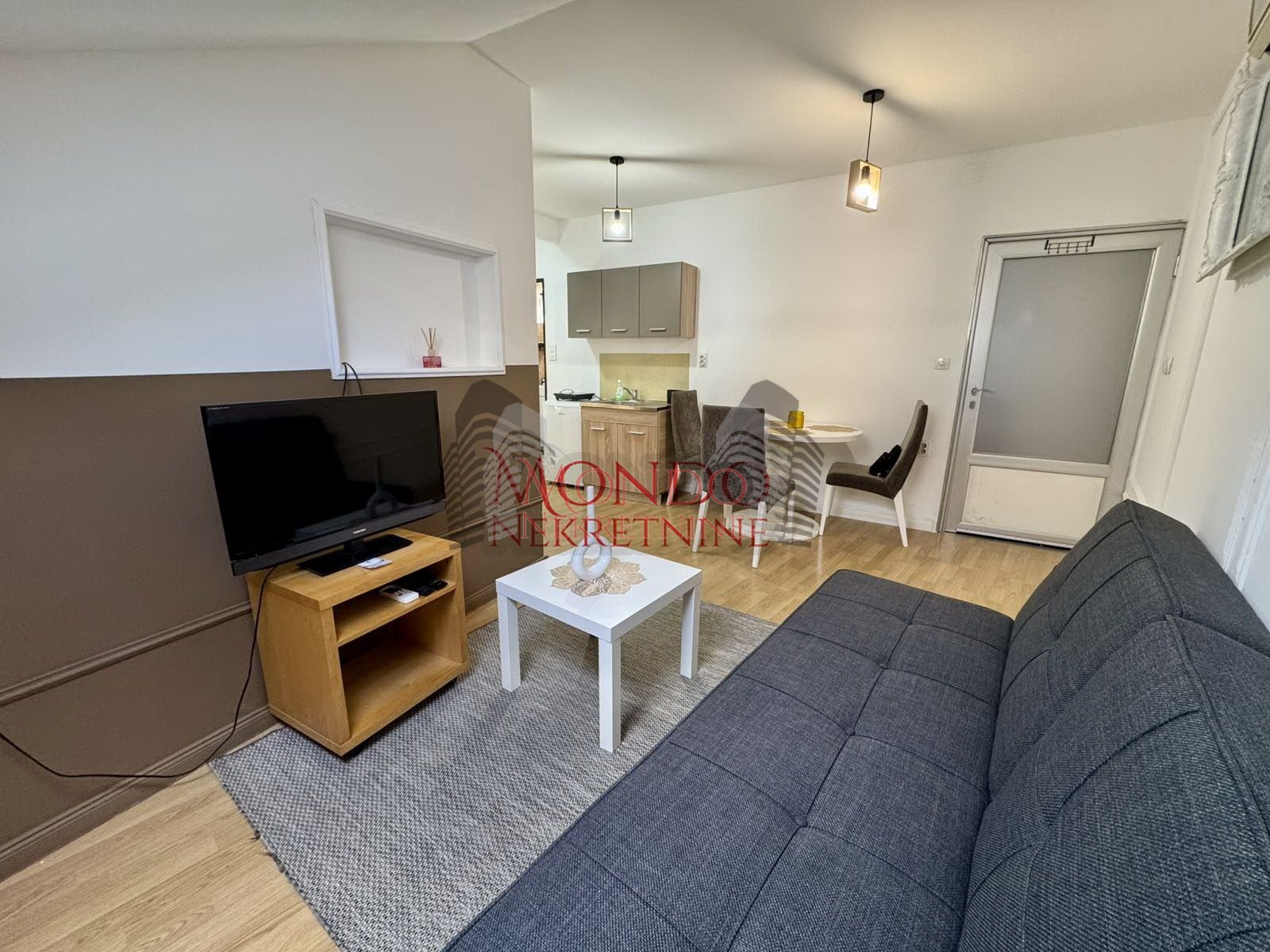 Jednoiposoban stan u samom centru grada kod kafane Kod Rajka