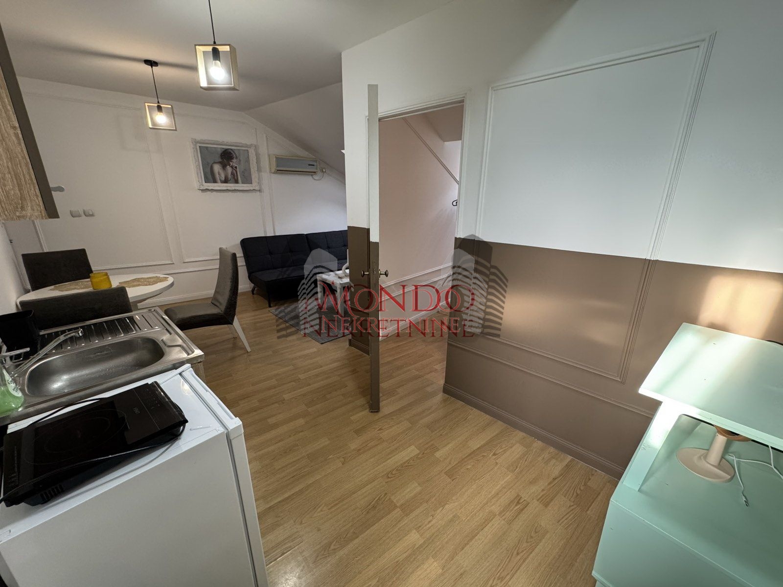 Jednoiposoban stan u samom centru grada kod kafane Kod Rajka