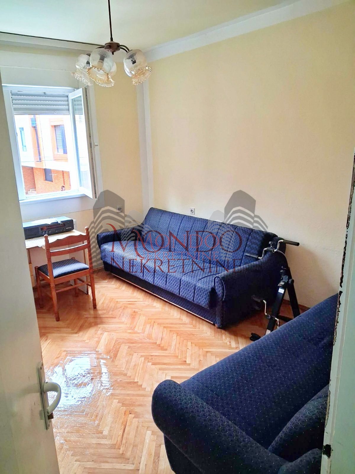 Dvoiposoban stan kod Vojne bolnice