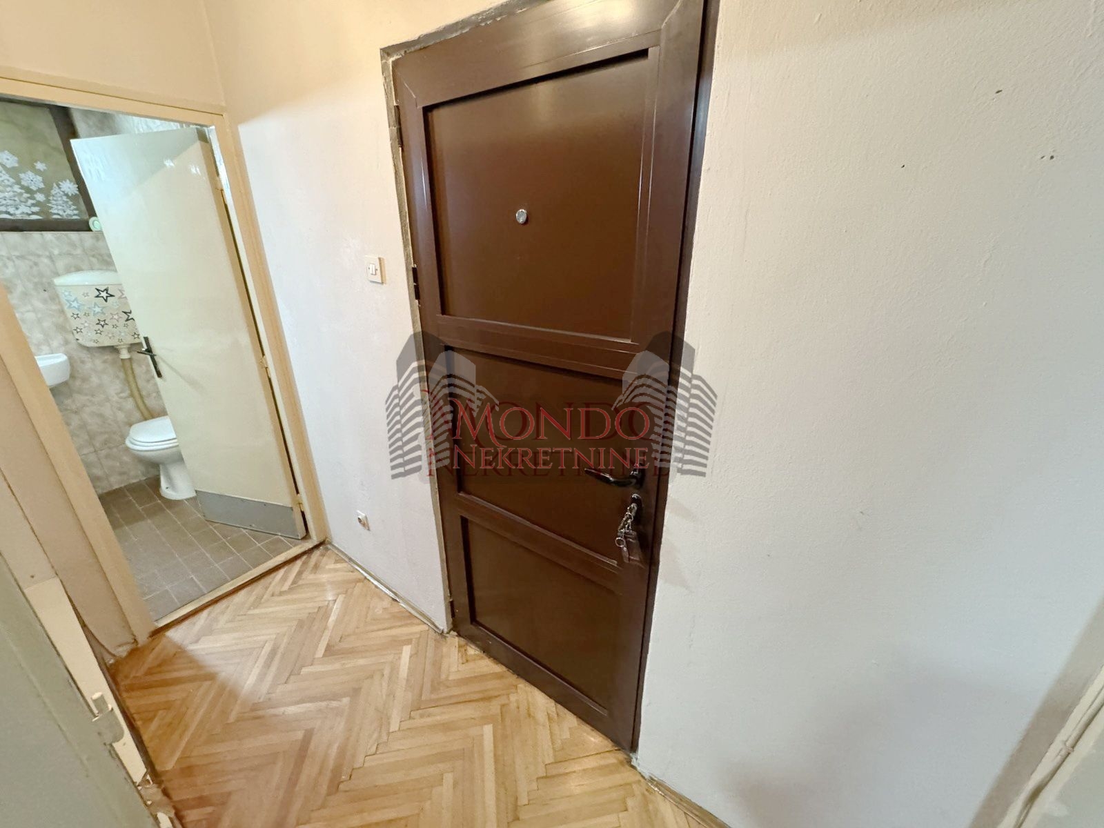 Dvosoban stan na Paliluli, Nova zeleznika kolonija