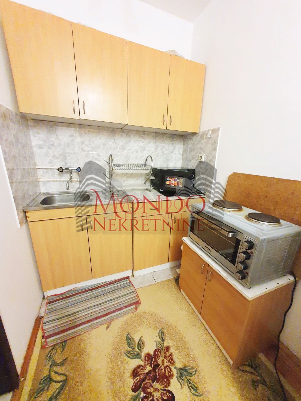 Jednosoban stan kod Železničke stanice