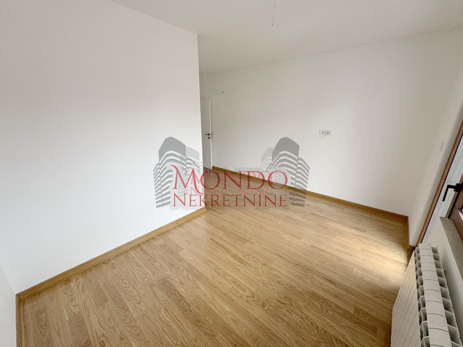 Cetvorosoban nov stan u centru grada kod Doma zdravlja