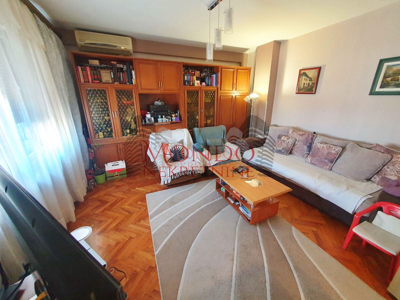 Trosoban stan u centru, cg, Niš