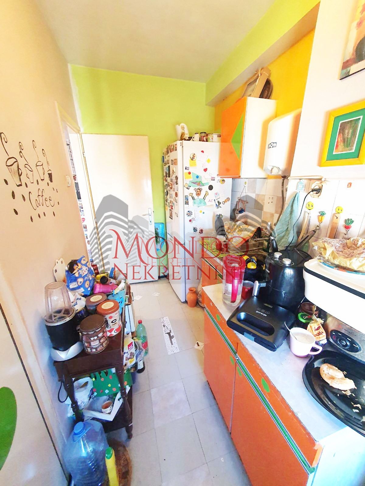 Trosoban stan u centru, cg, Niš