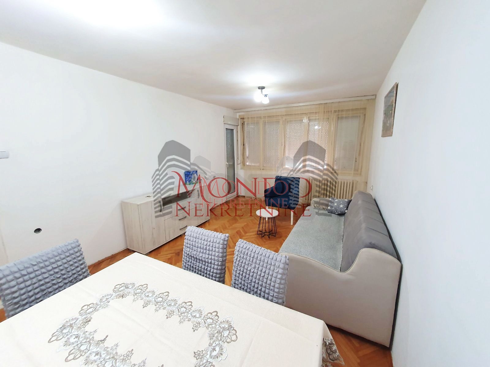 Jednoiposoban Stan Kod Šojke, 43m2, TA