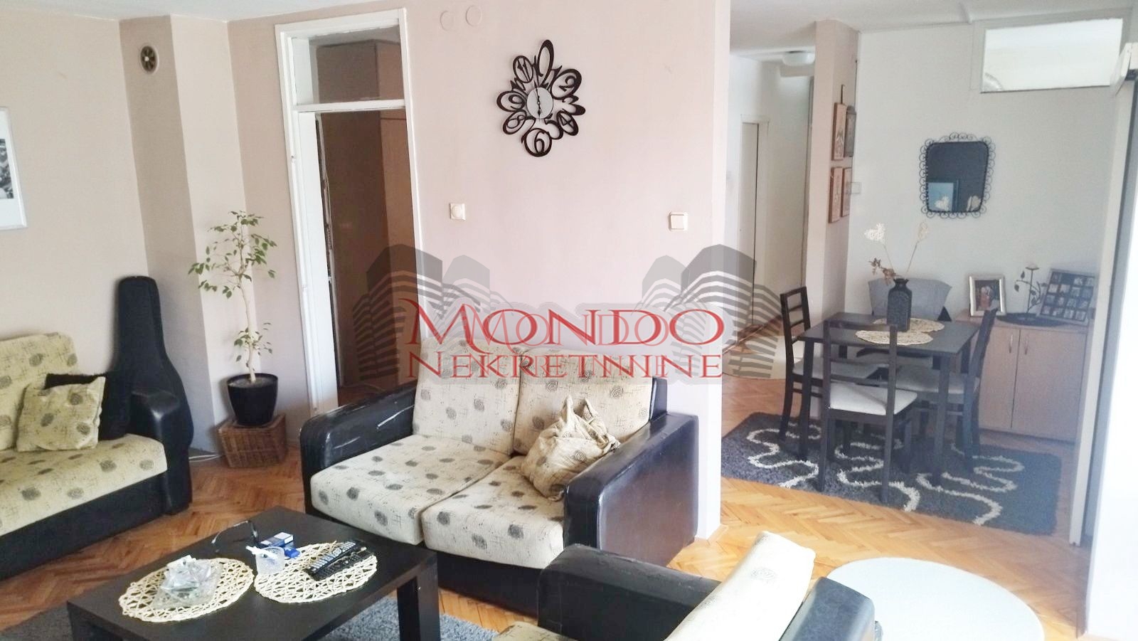 Prodaje se četvorosoban vojni stan na Trošarini