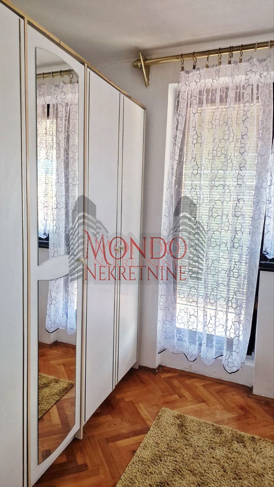 Trosoban stan na Bulevaru Nemanjića