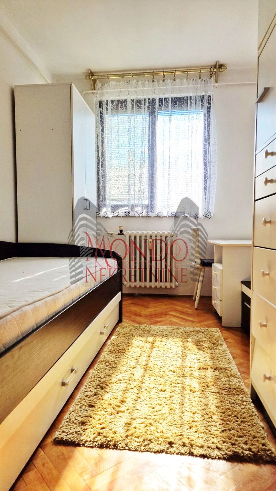 Trosoban stan na Bulevaru Nemanjića