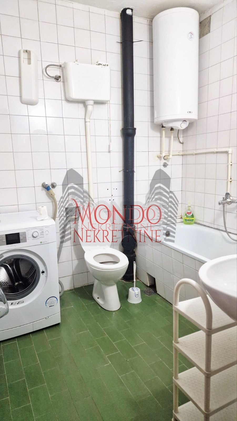 Trosoban stan na Bulevaru Nemanjića