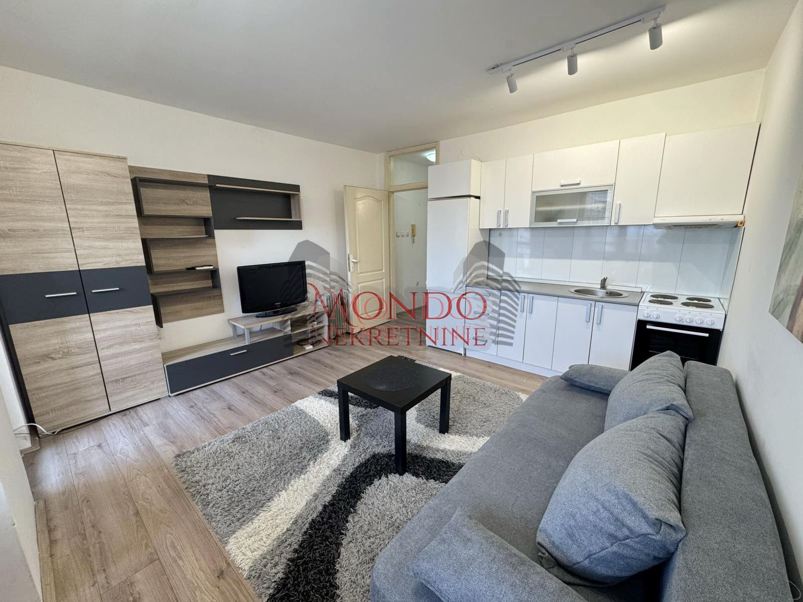 Garsonjera na Paliluli iznad hotela Marica, novogradnja, ul Njegoseva