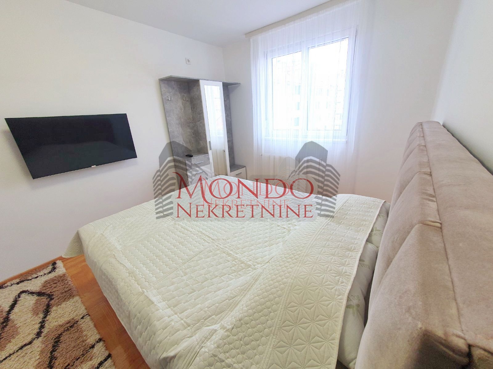 Jednoiposoban stan kod Čaira u  naselju “Vagres City”.