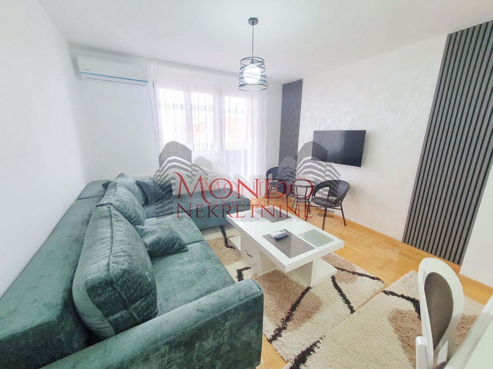 Jednoiposoban stan kod Čaira u  naselju “Vagres City”.