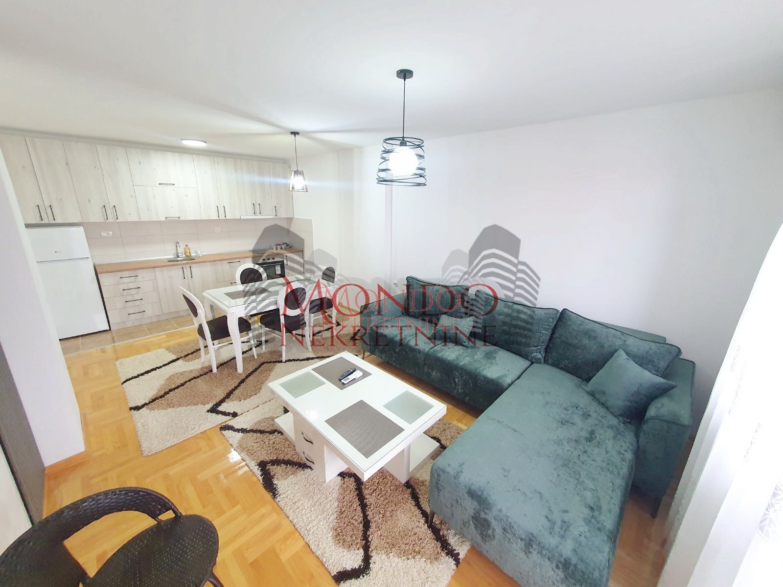 Jednoiposoban stan kod Čaira u  naselju “Vagres City”.