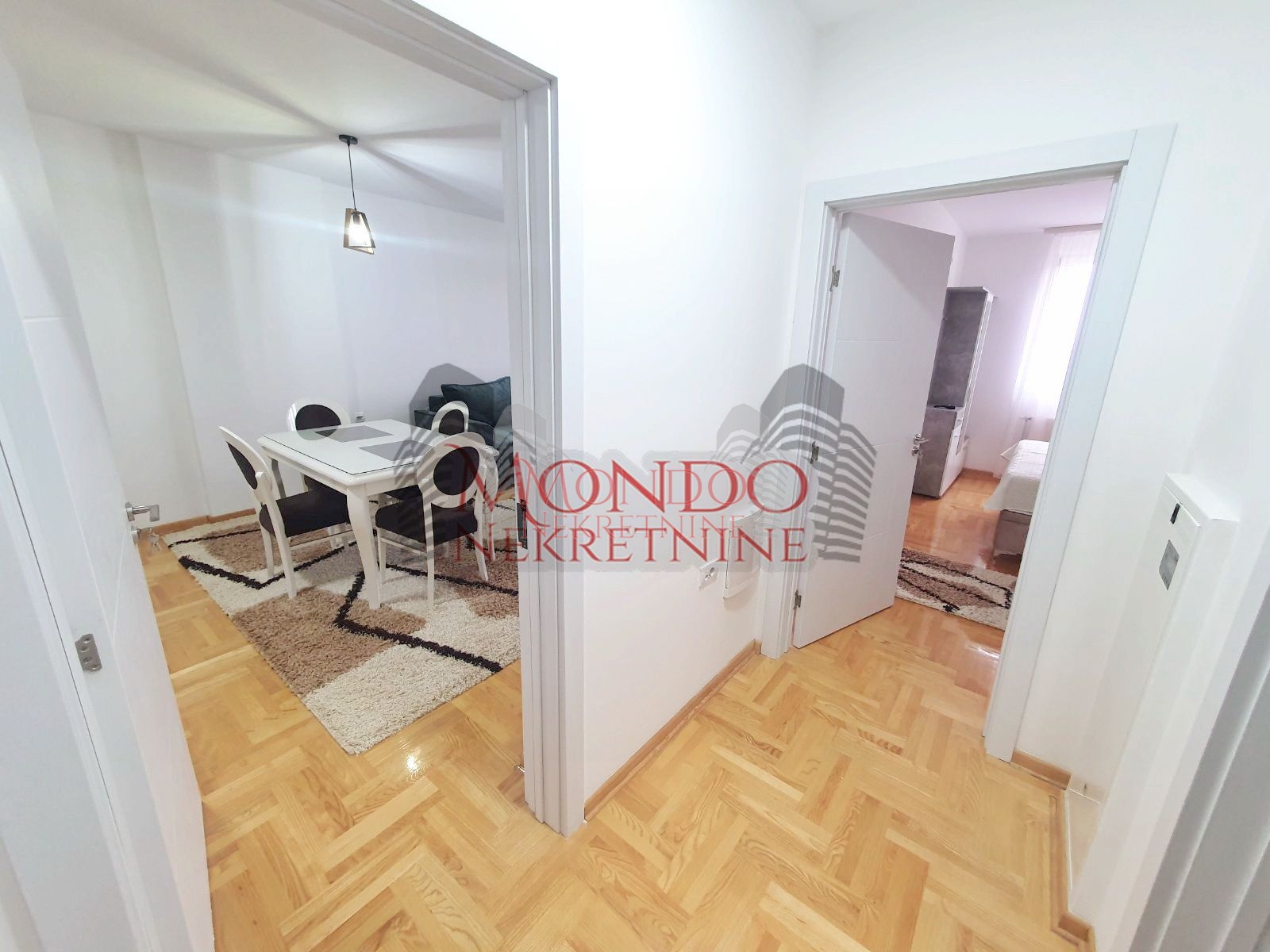 Jednoiposoban stan kod Čaira u  naselju “Vagres City”.