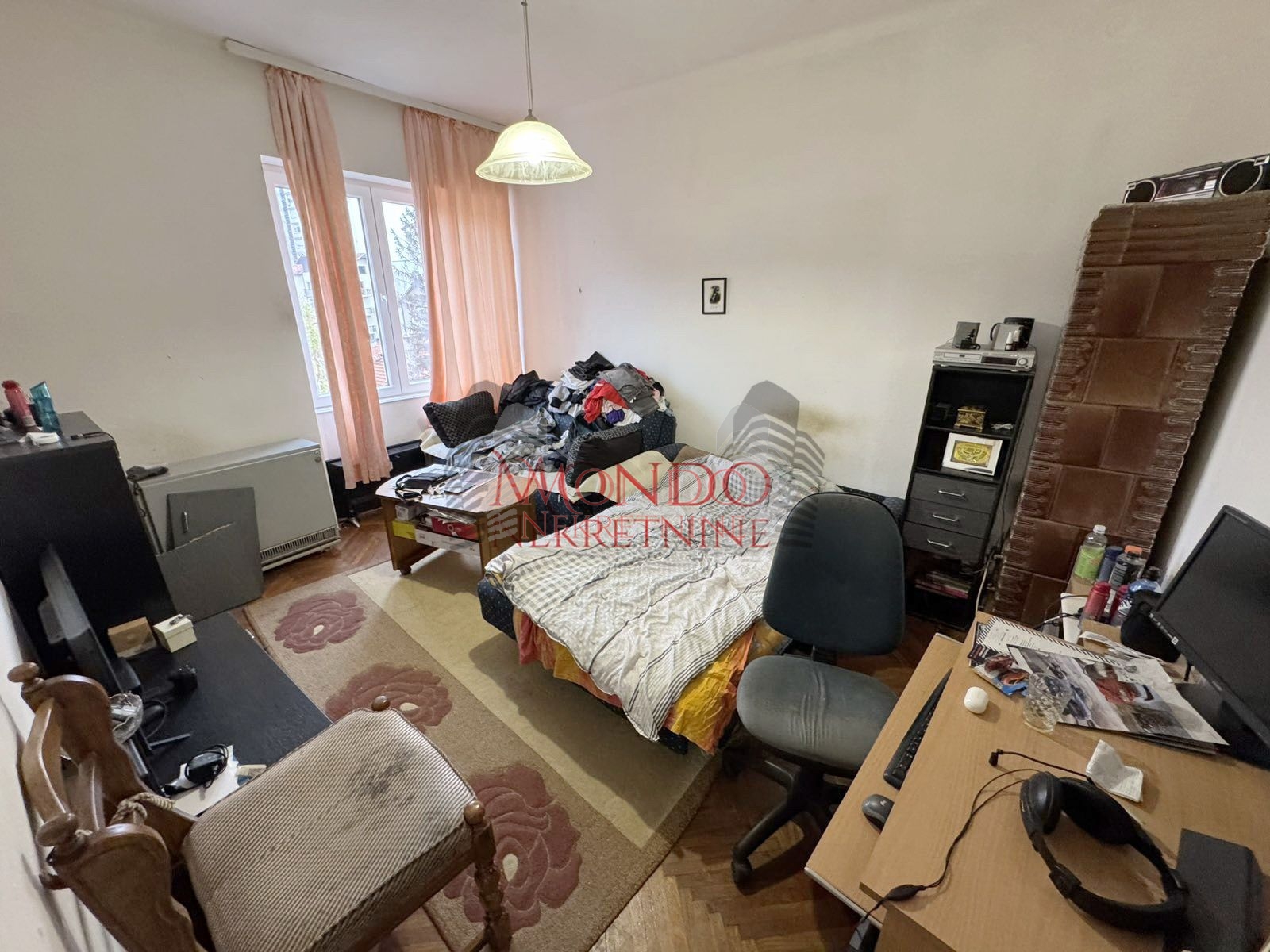 Dvoiposoban stan u blizini parka Cair i OS Ucitelj Tasa