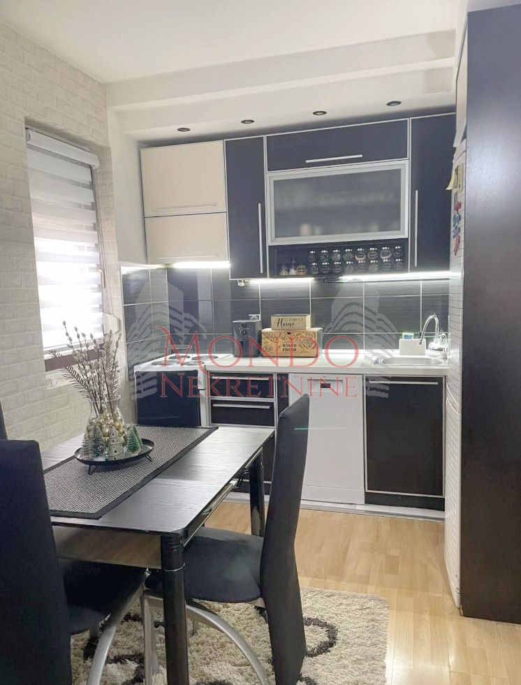 Jednoiposoban stan na Panteleju, novogradnja, Studenicka