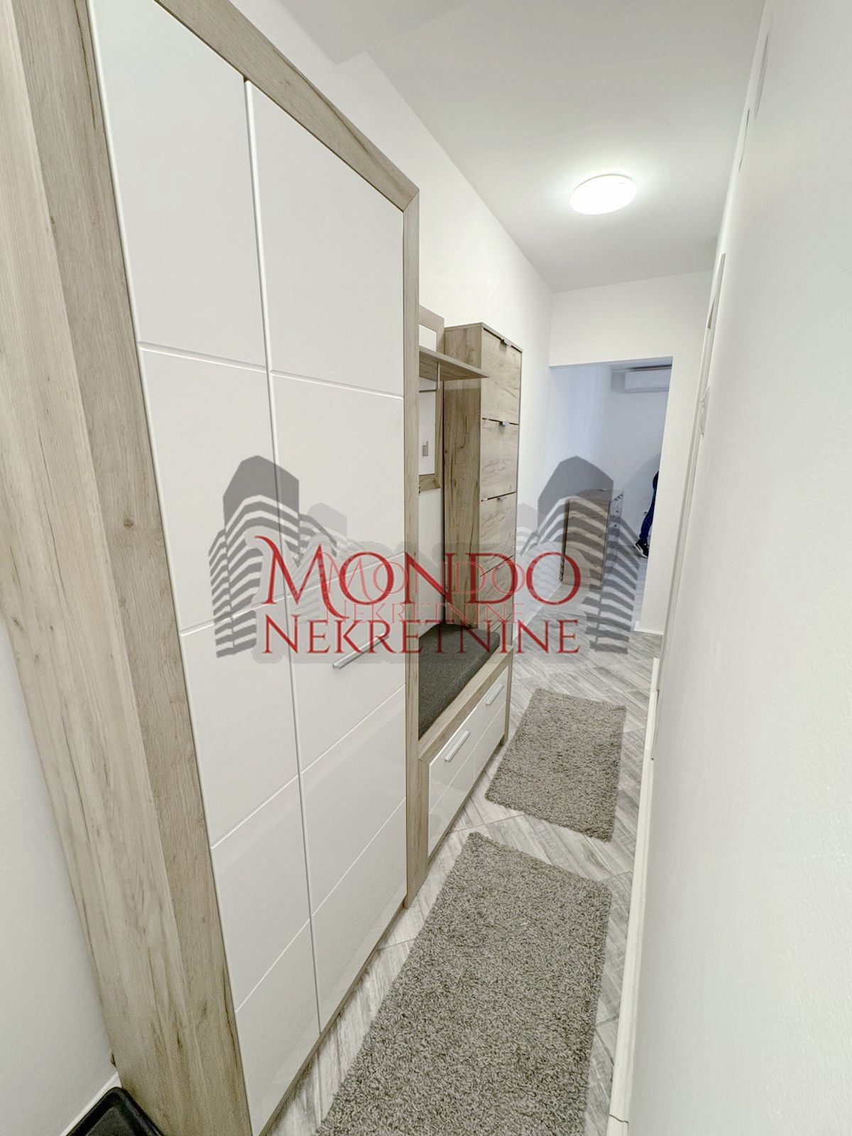 Jednoiposoban stan u blizini Lukoil pumpe, Dragise Cvetkovica