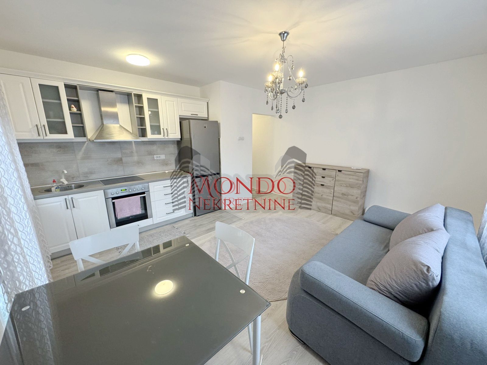 Jednoiposoban stan u blizini Lukoil pumpe, Dragise Cvetkovica