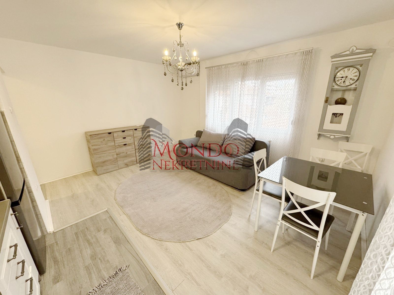 Jednoiposoban stan u blizini Lukoil pumpe, Dragise Cvetkovica