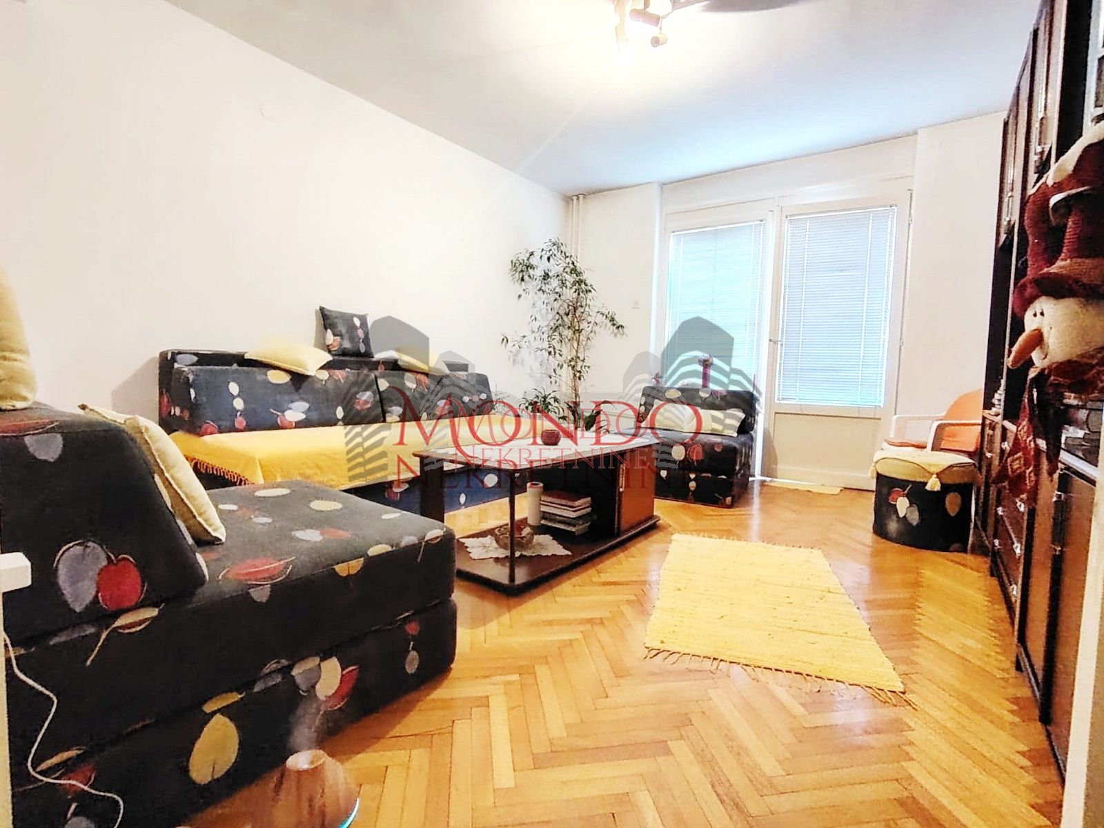 Dvoiposoban stan na Palili