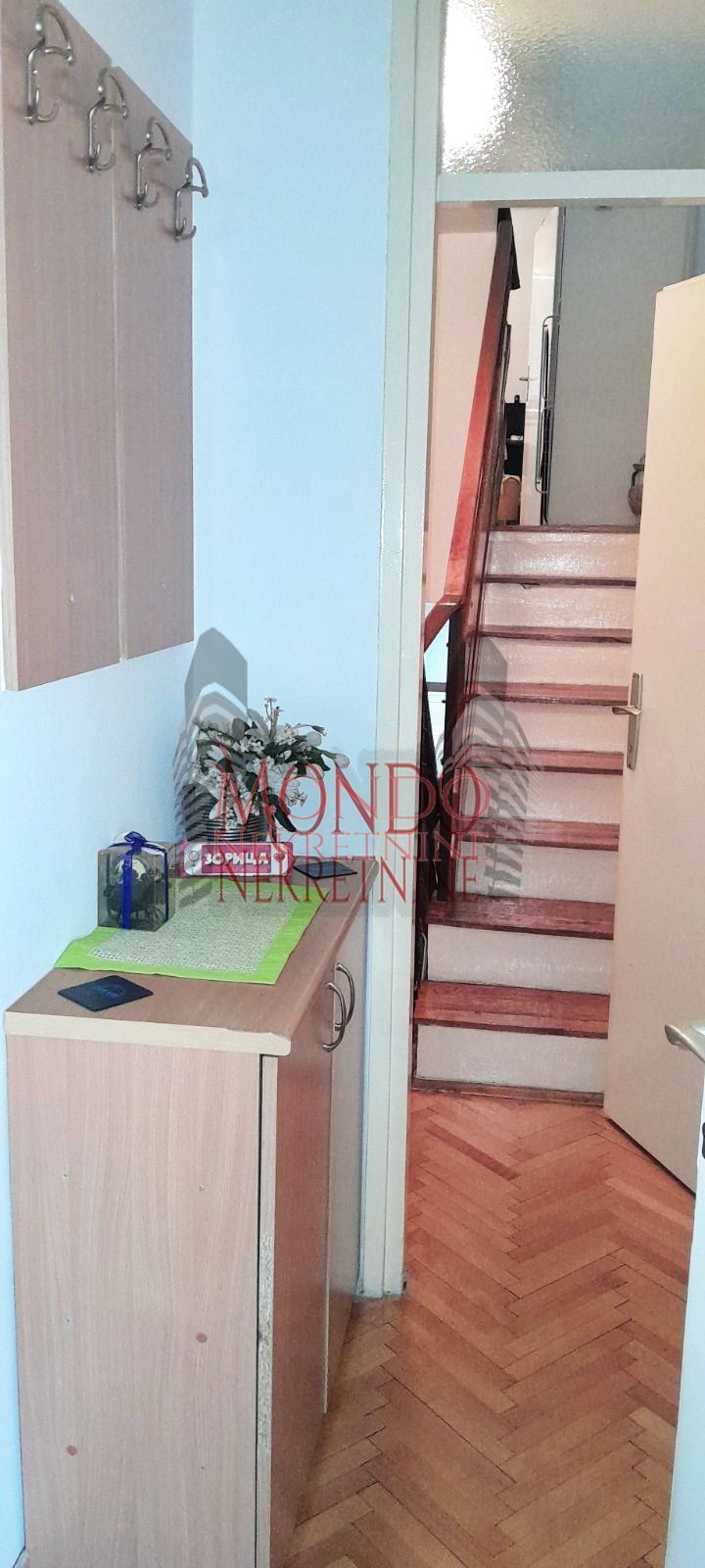 Dvoiposoban stan na Palili