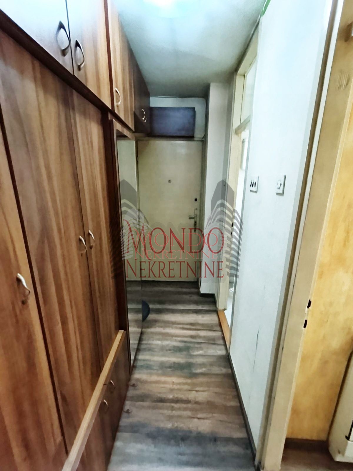 Jednosoban stan kod Pravnog fakulteta