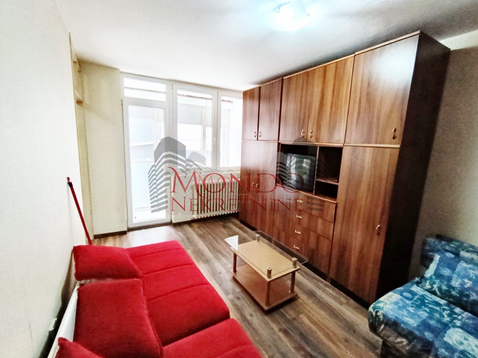 Jednosoban stan kod Pravnog fakulteta