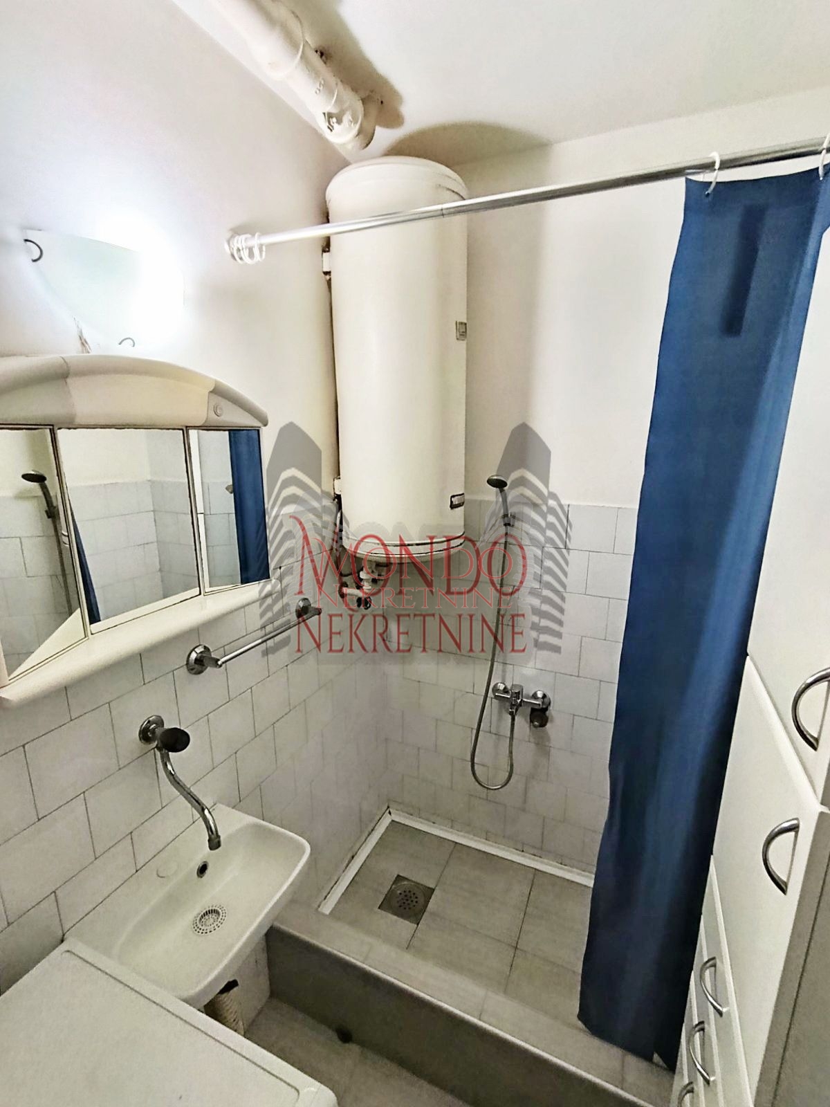 Jednosoban stan kod Pravnog fakulteta