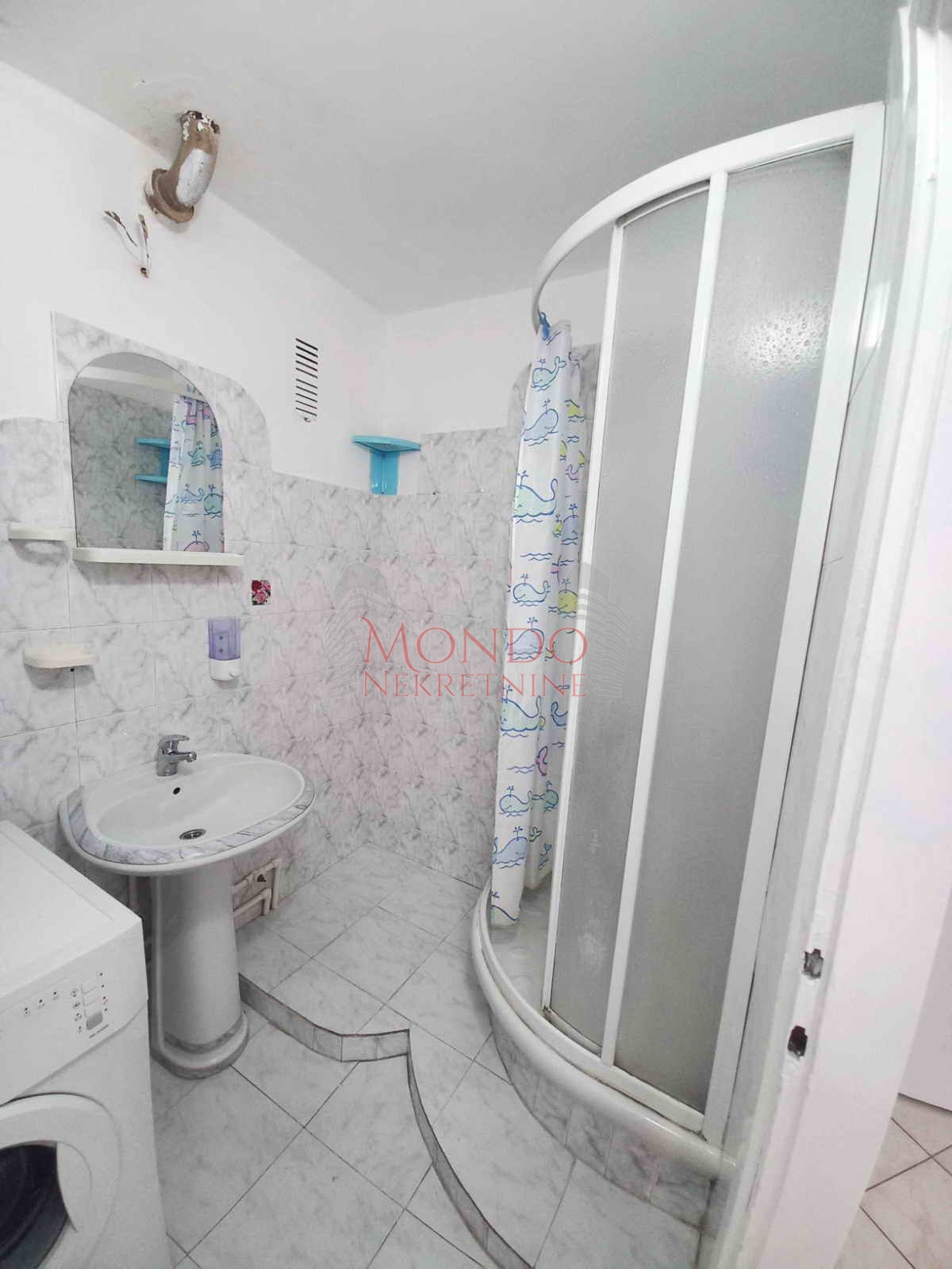 Dvoiposoban stan kod Gradske bolnice, cg, 2 sprat, Niš