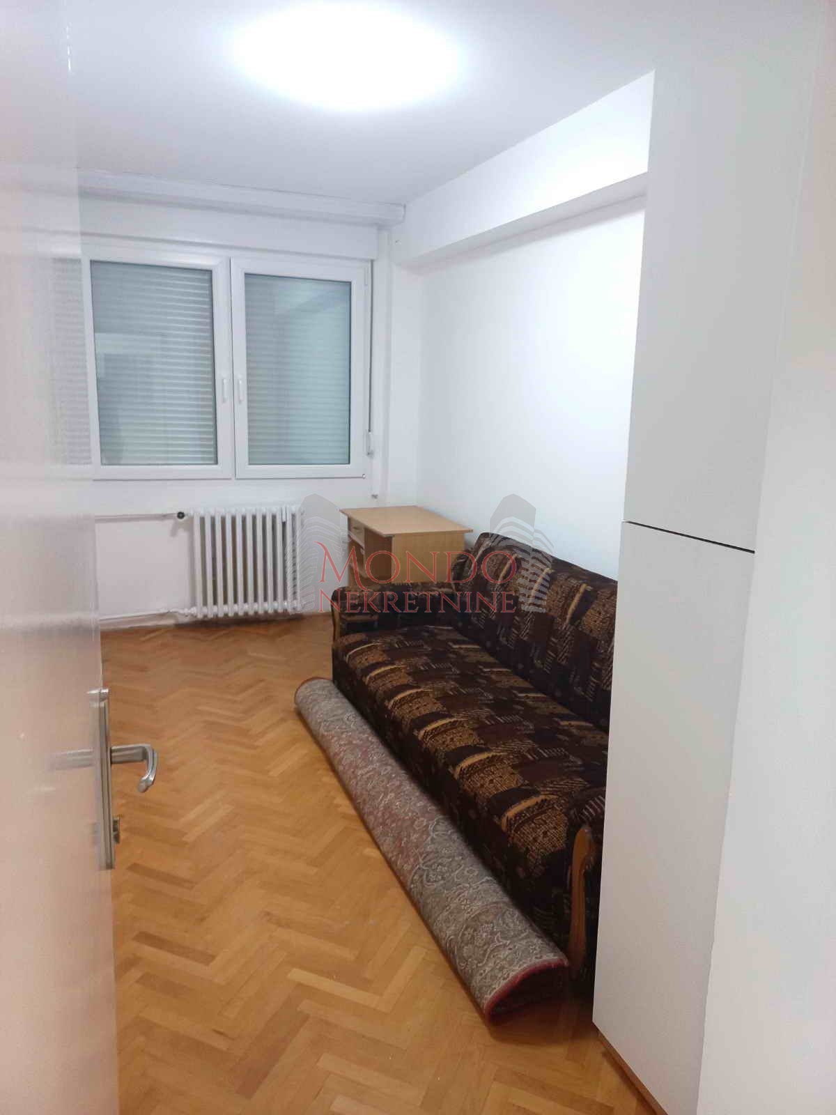 Dvoiposoban stan kod Gradske bolnice, cg, 2 sprat, Niš