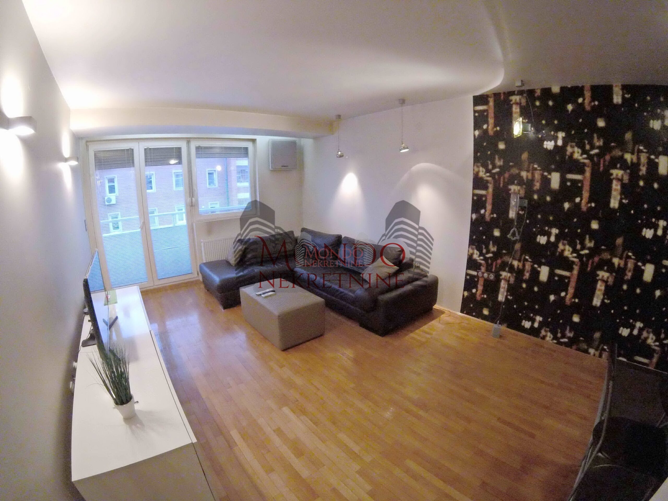 Jednoiposoban stan u novoj zgradi kod Caira