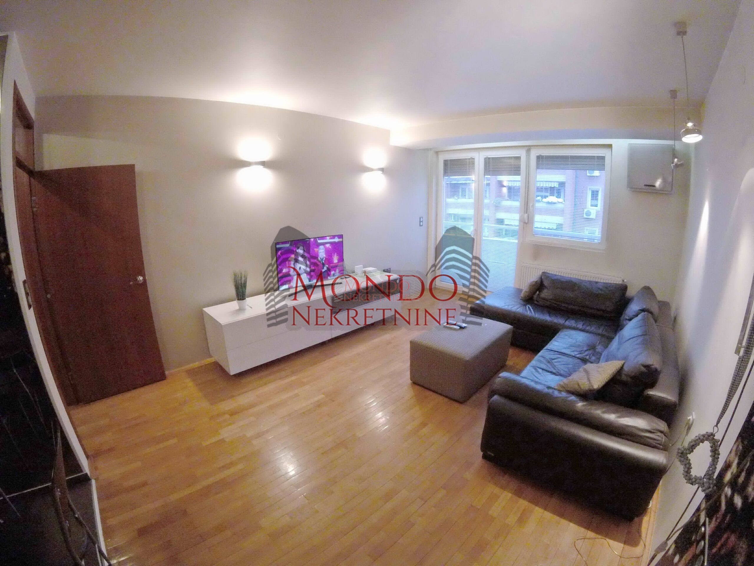 Jednoiposoban stan u novoj zgradi kod Caira