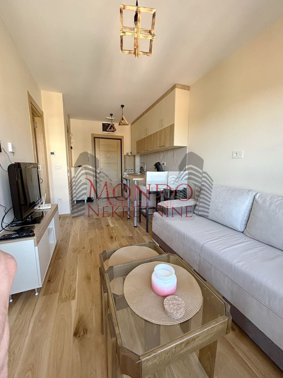 Jednoiposoban stan na Zlatiboru u centru, ul Krfska