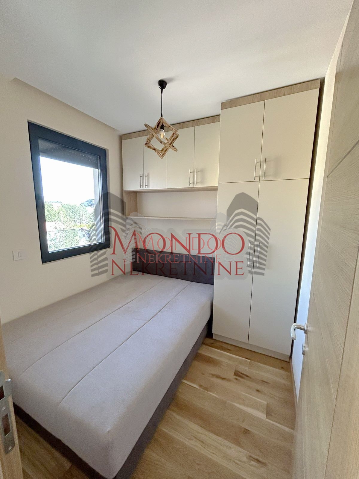 Jednoiposoban stan na Zlatiboru u centru, ul Krfska