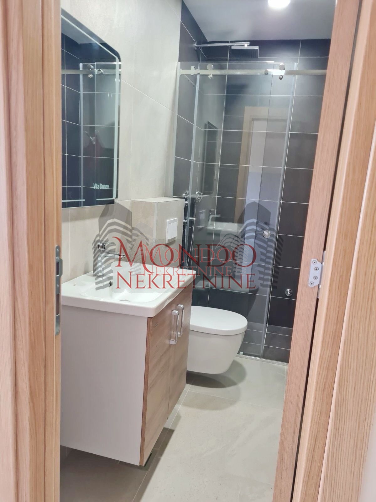 Jednoiposoban stan na Zlatiboru u centru, ul Krfska