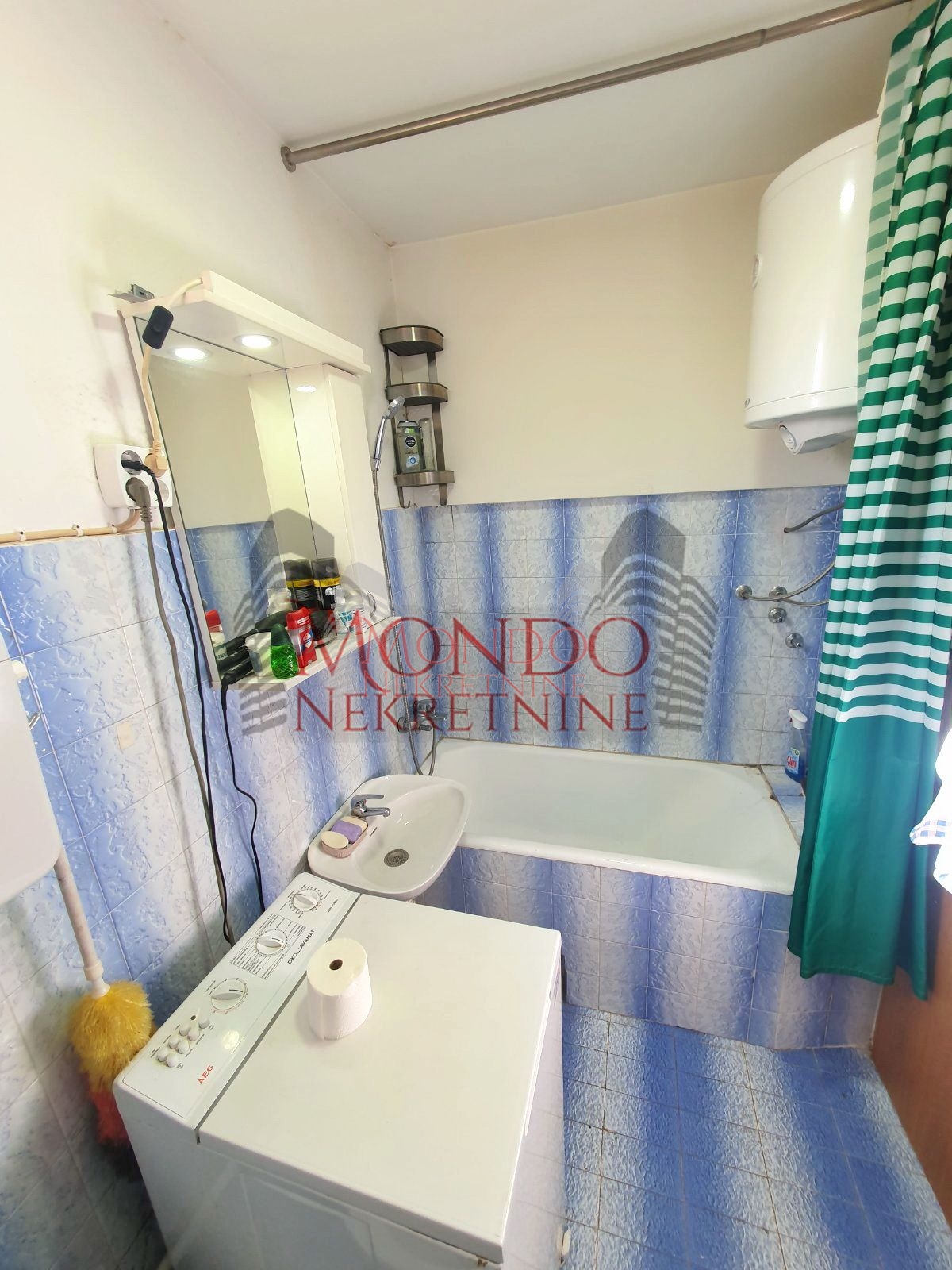 Jednoiposoban stan u Knjaževačkoj u blizini “OŠ” Njegoš