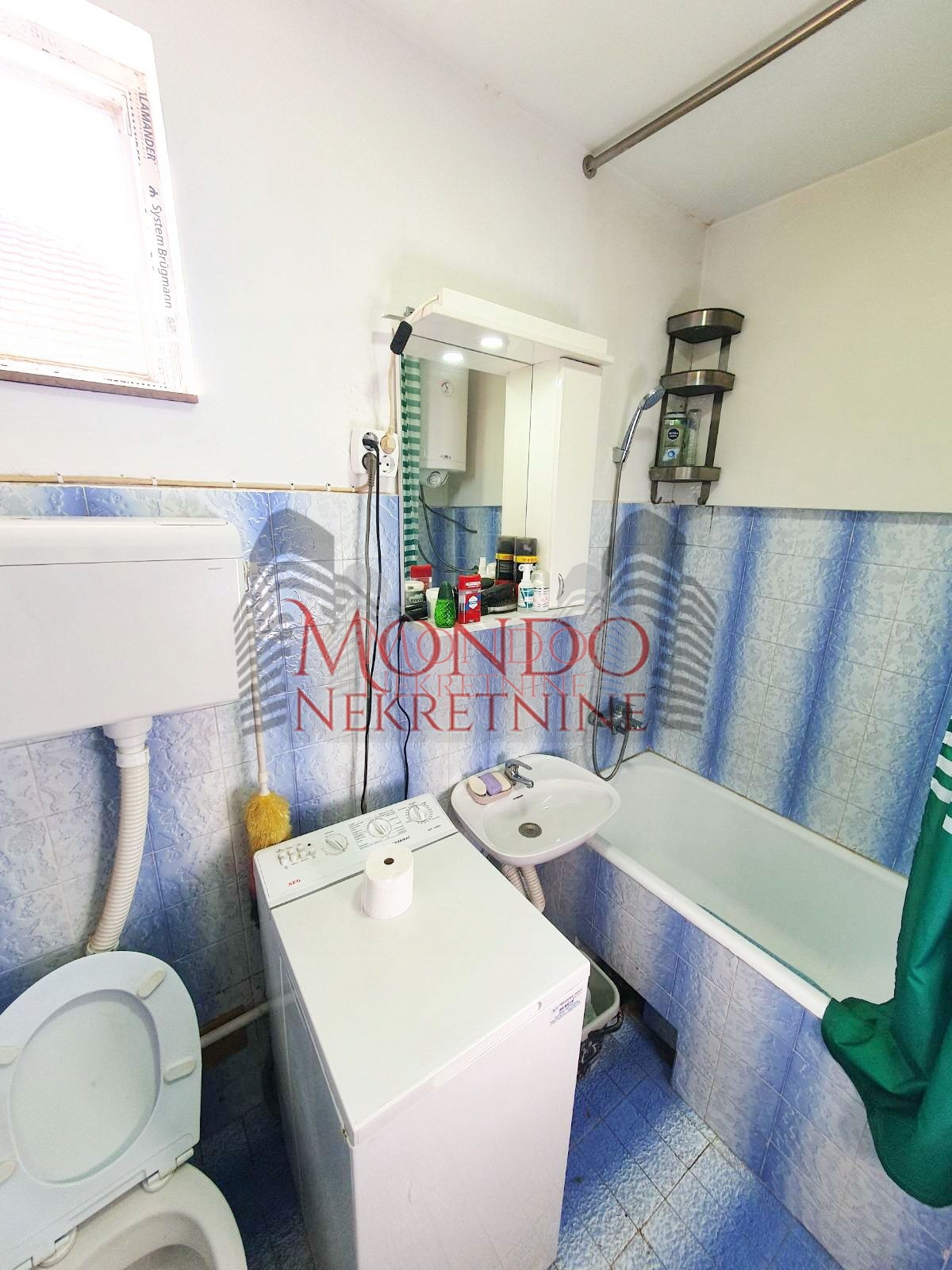 Jednoiposoban stan u Knjaževačkoj u blizini “OŠ” Njegoš