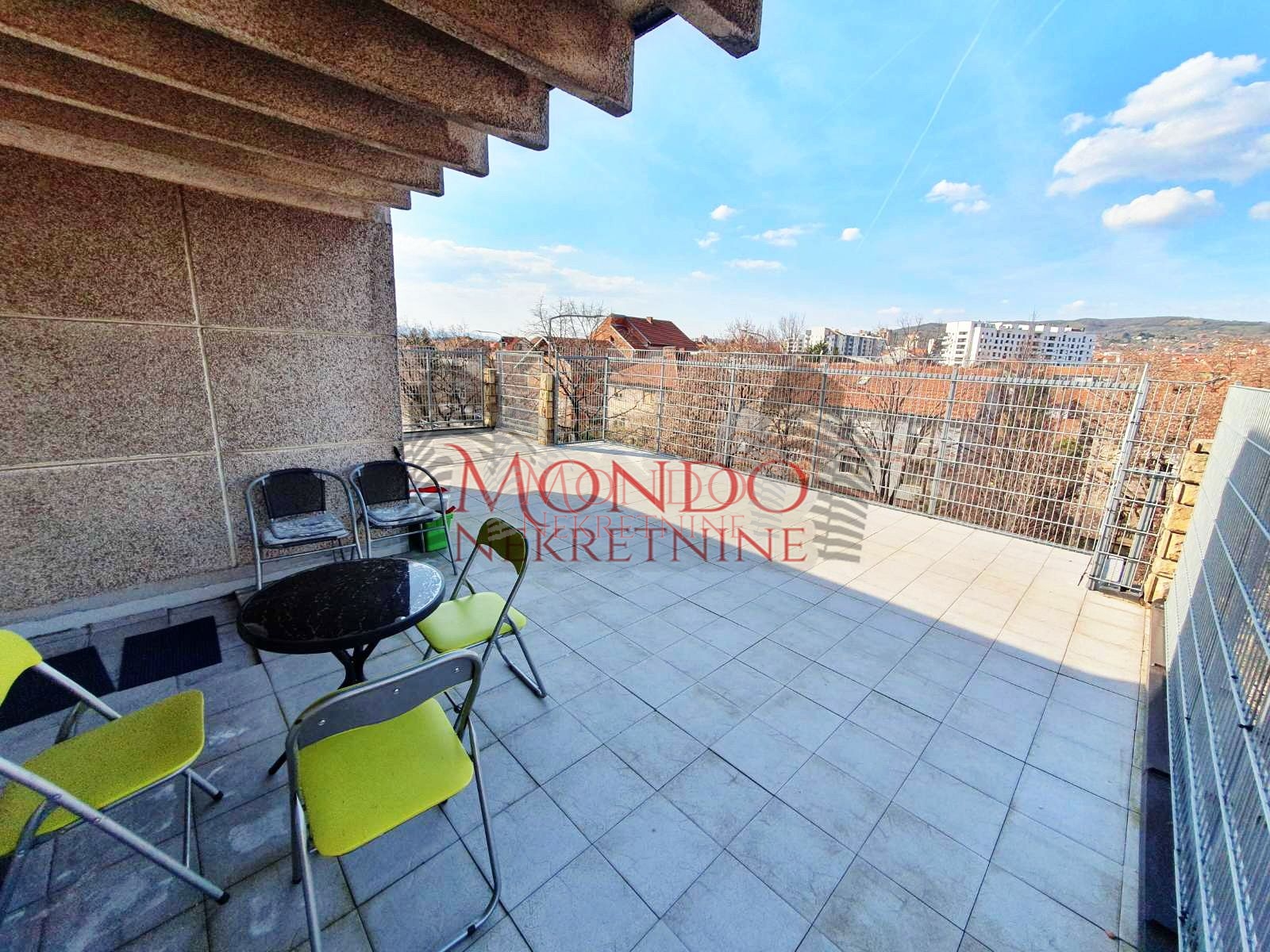 Jednoiposoban stan u Knjaževačkoj u blizini “OŠ” Njegoš