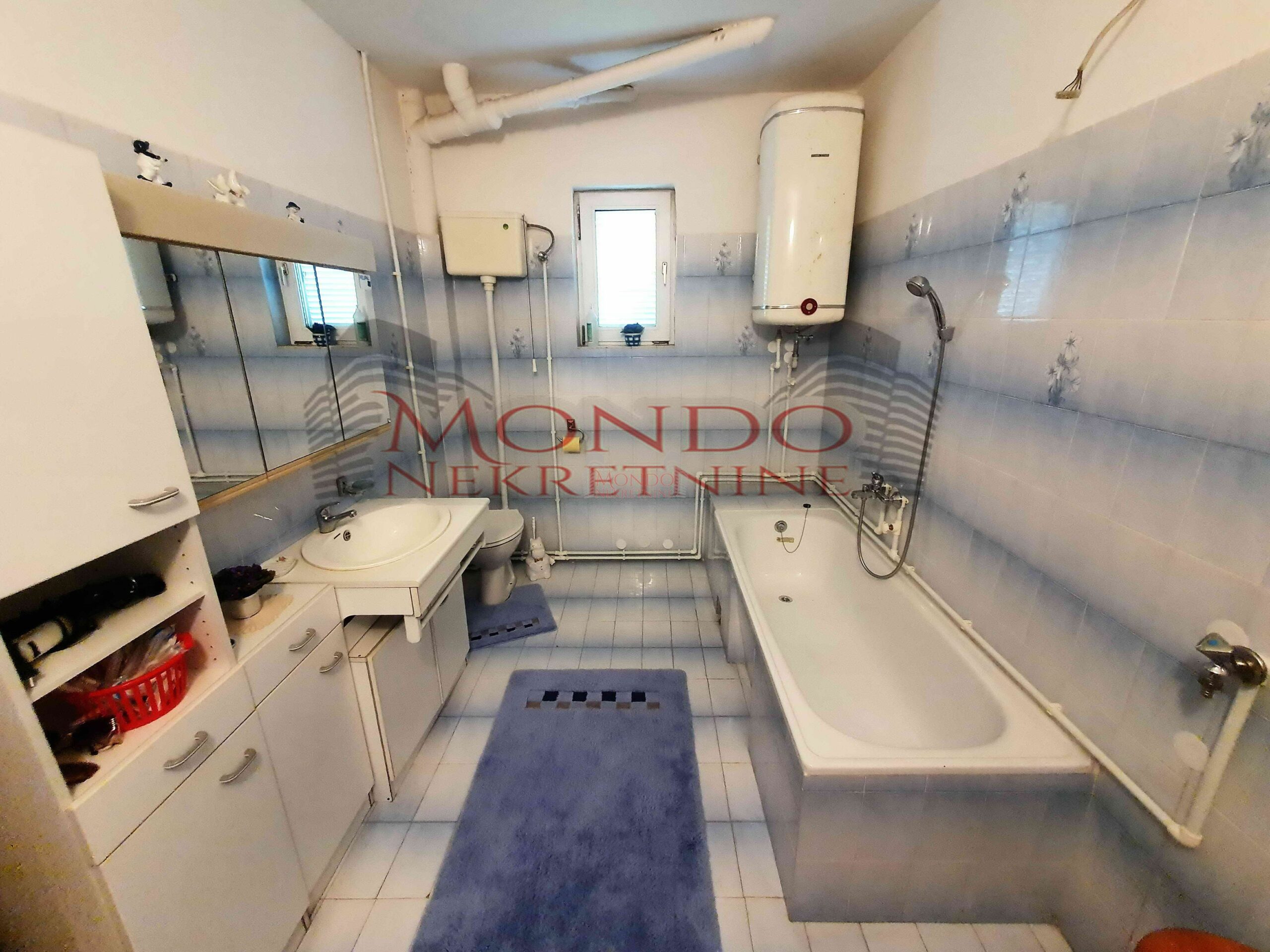 Prodaja kuće u okolini Niša, 450m2, plac 10 ari